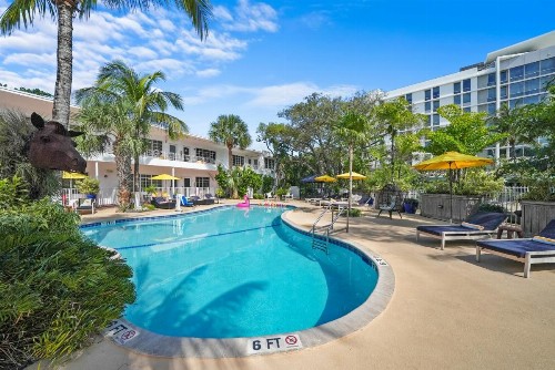 Tradewinds Apartment Hotel Miami Beach - image 10