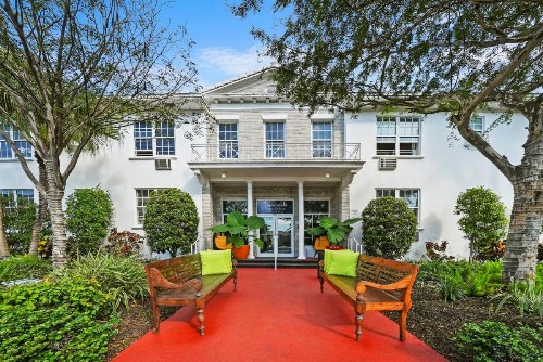 Tradewinds Apartment Hotel Miami Beach - image 3