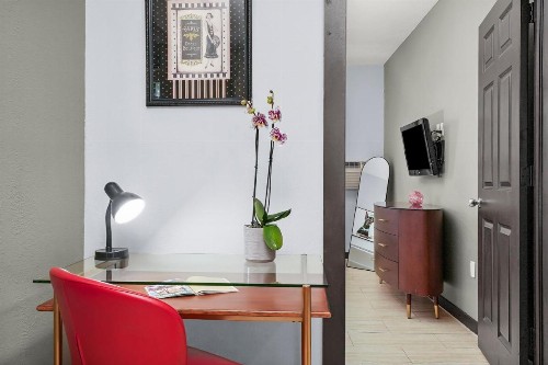 Tradewinds Apartment Hotel Miami Beach - image 30