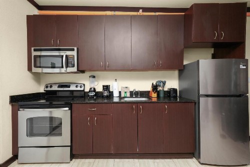 Tradewinds Apartment Hotel Miami Beach - image 36