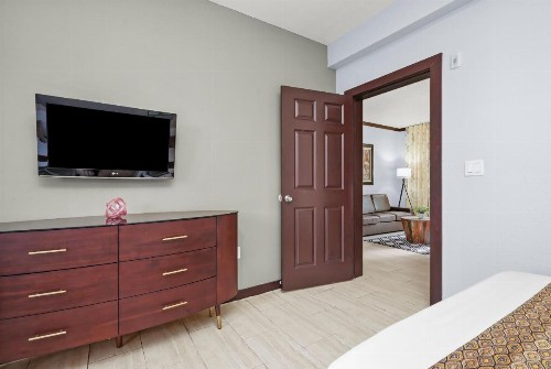 Tradewinds Apartment Hotel Miami Beach - image 45
