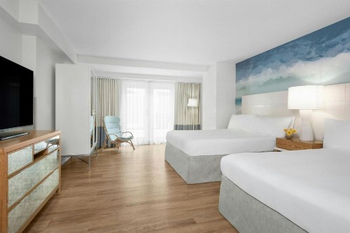 Marriott Vacation Club Pulse South Beach - image 27