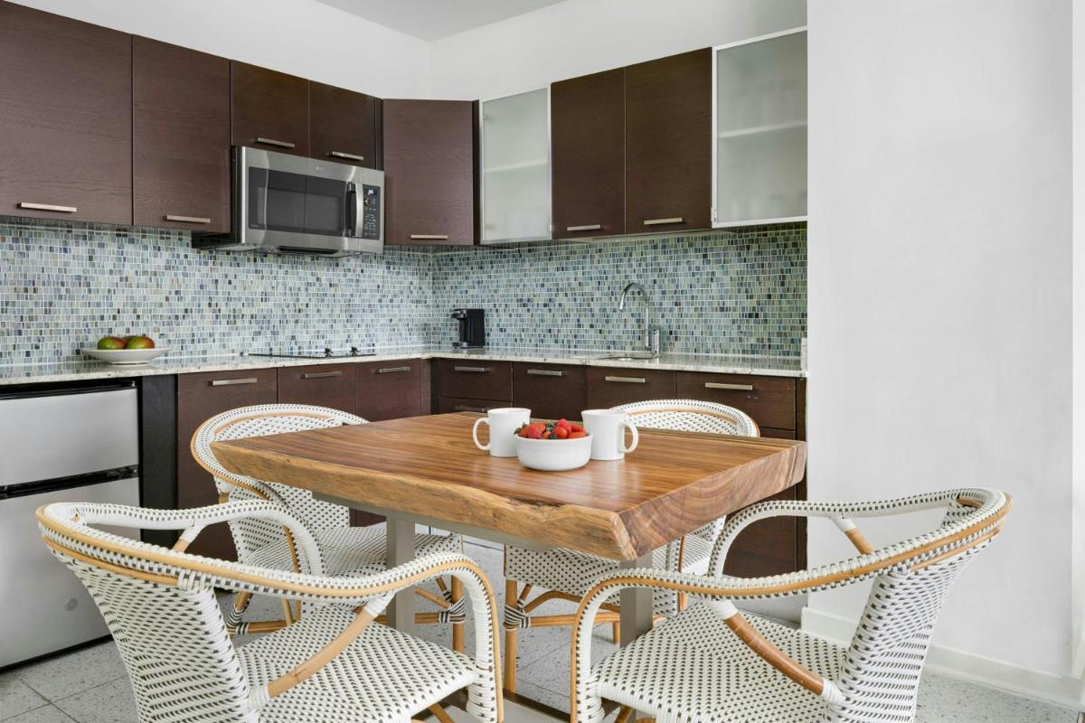 Marriott Vacation Club Pulse South Beach - image 4