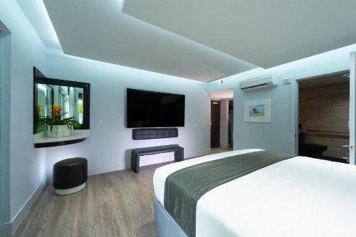 Kent Hotel - image 26