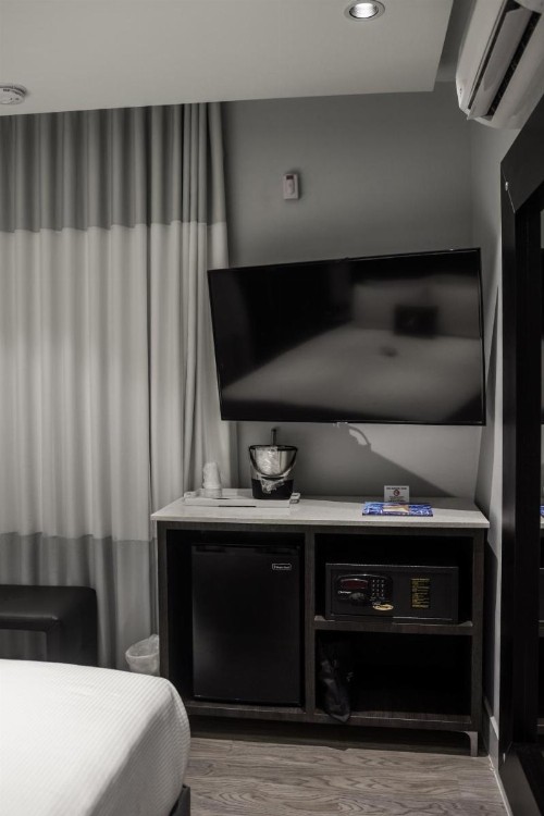 Kent Hotel - image 3