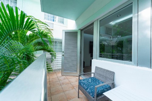 Kent Hotel - image 30