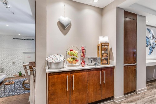 The Landon Bay Harbor-Miami Beach Ascend Hotel Collection - image 3