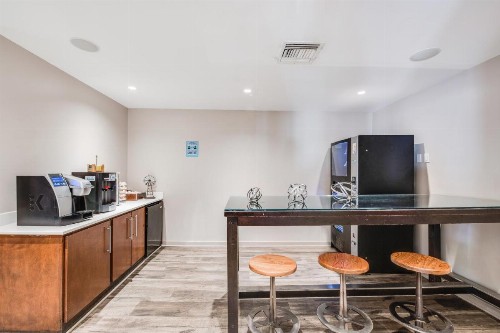 The Landon Bay Harbor-Miami Beach Ascend Hotel Collection - image 7