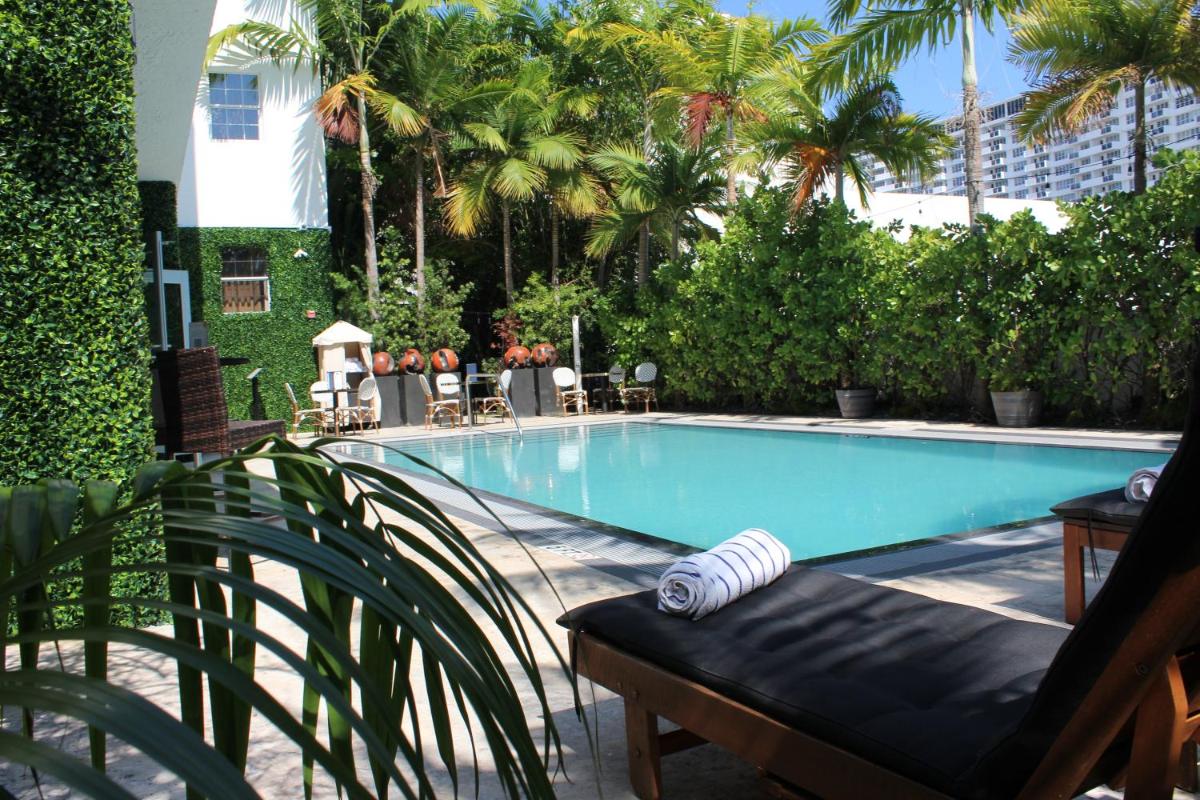 San Juan Hotel Miami Beach - main image