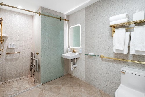 Cardozo Hotel - image 38