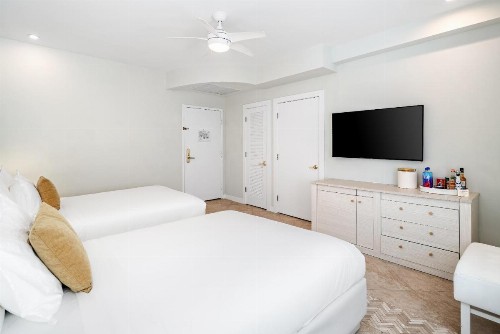 Cardozo Hotel - image 46