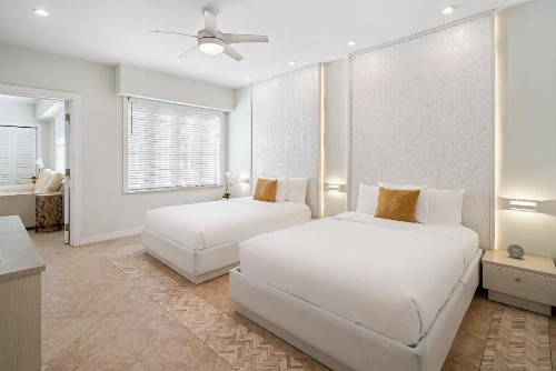 Cardozo Hotel - image 9