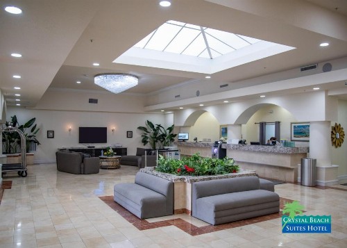 Crystal Beach Suites Oceanfront Hotel - image 4