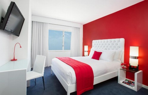 Red South Beach Hotel - image 16
