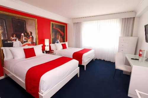 Red South Beach Hotel - image 20