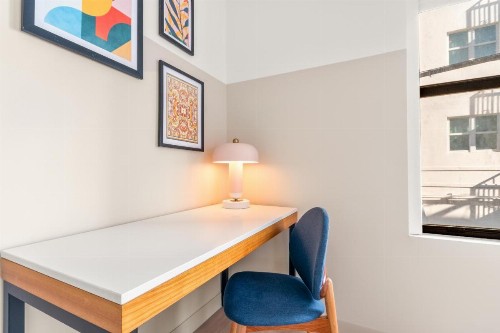 South Beach Plaza Hotel - image 34