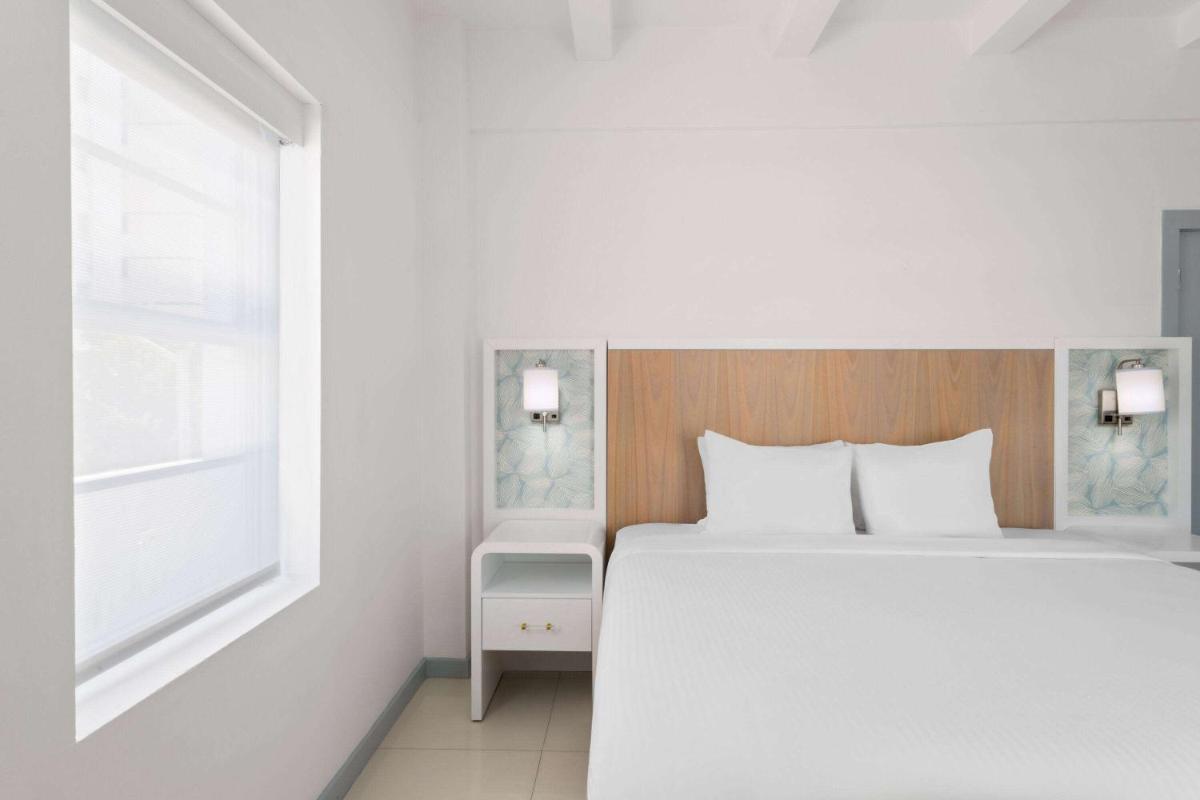 Townhouse Miami Beach - image 7