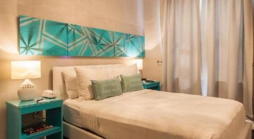 Odyssey of South Beach Apart Hotel - image 3
