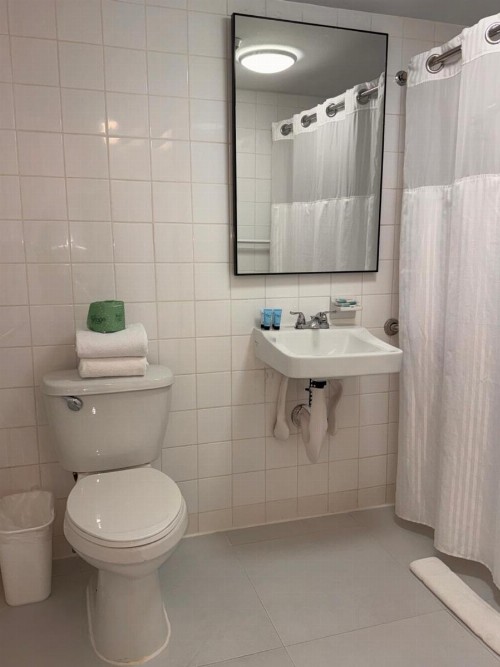 Beach Place Hotel - image 10