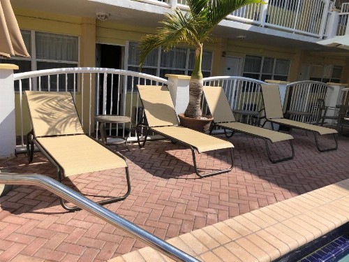 Beach Place Hotel - image 11