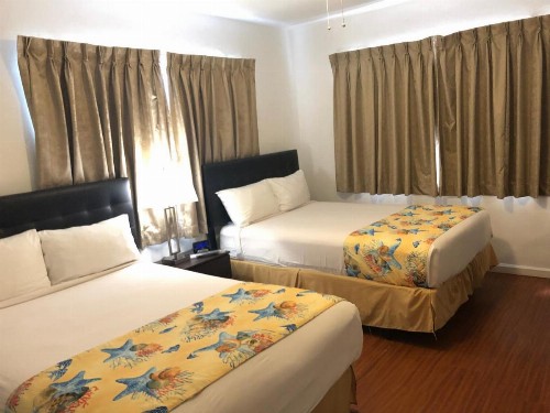 Beach Place Hotel - image 16