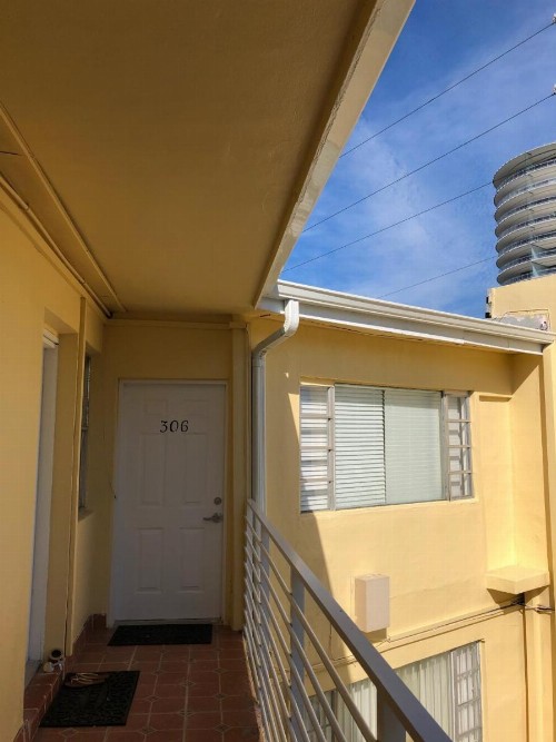 Beach Place Hotel - image 22