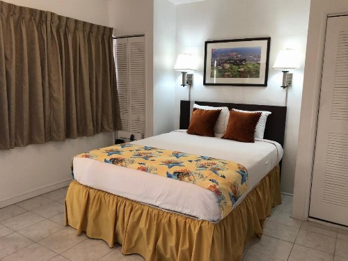 Beach Place Hotel - image 45