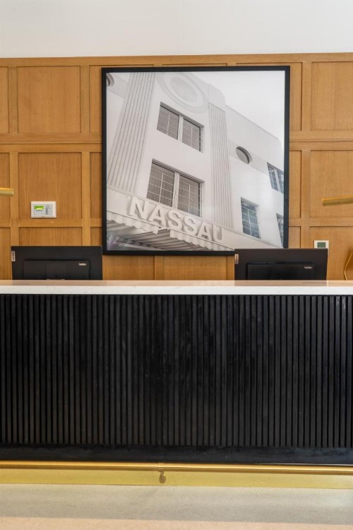 Nassau Suite Hotel - image 26