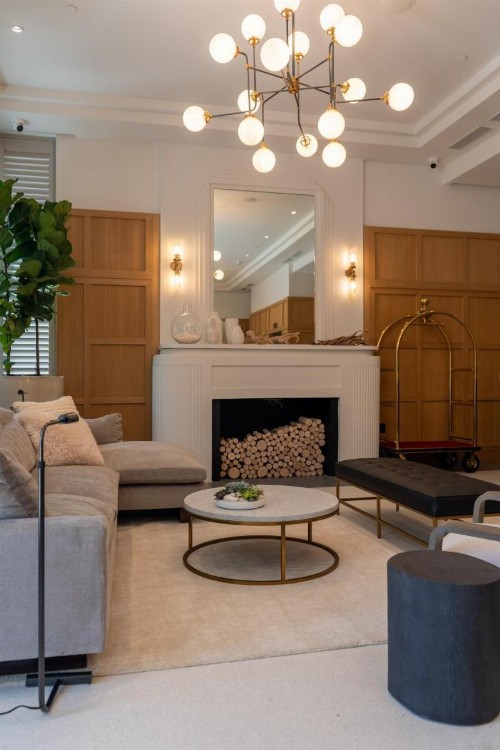 Nassau Suite Hotel - image 36