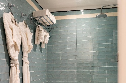 Nassau Suite Hotel - image 48