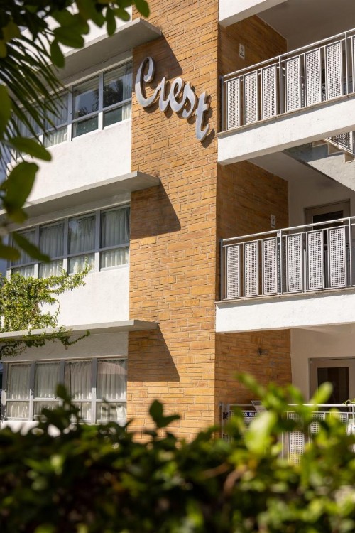 Crest Hotel Suites - image 35