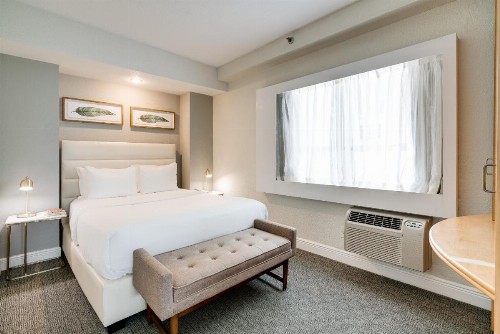 Crest Hotel Suites - image 6