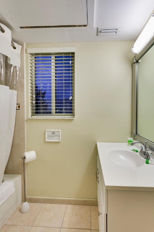 Sun Harbour Boutique Hotel - image 11