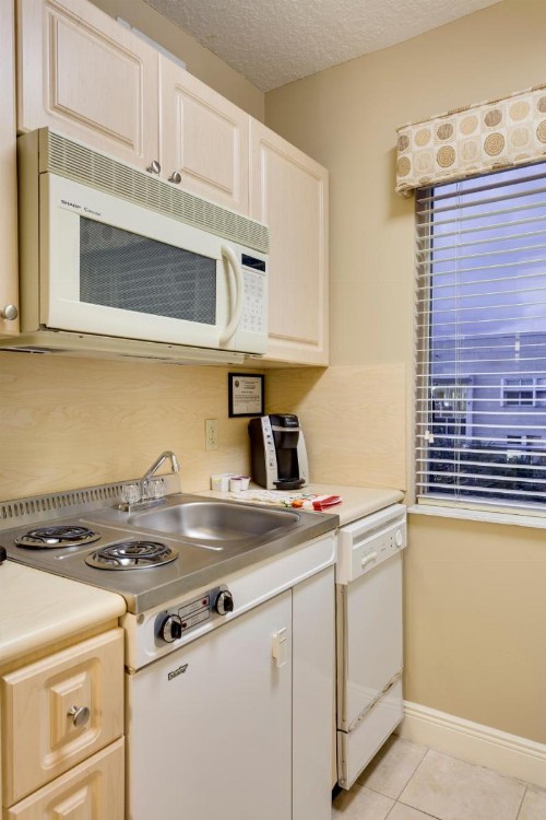 Sun Harbour Boutique Hotel - image 24