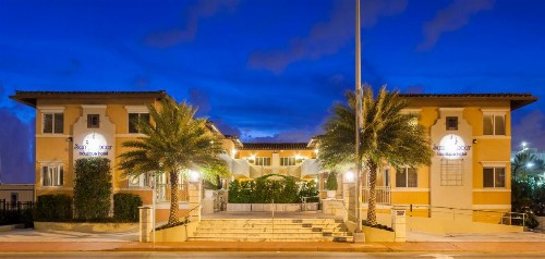 Sun Harbour Boutique Hotel - image 25