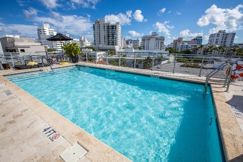 Riviera Suites - image 10