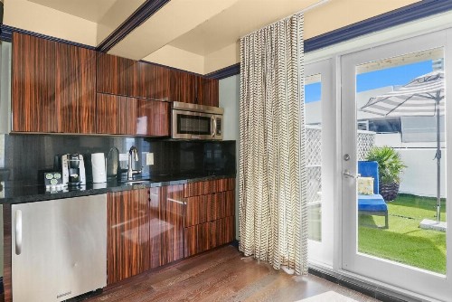 Riviera Suites - image 13