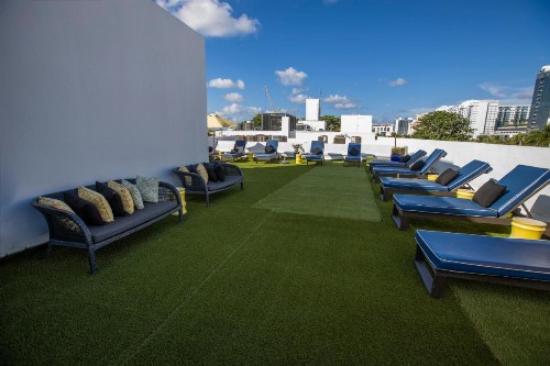 Riviera Suites - image 3