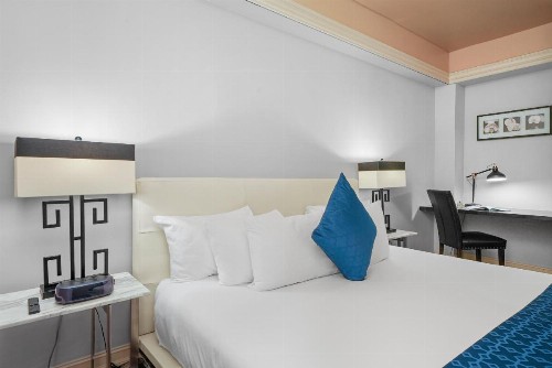Riviera Suites - image 31