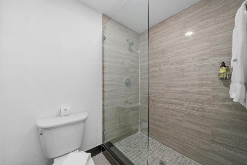 Riviera Suites - image 43