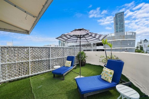 Riviera Suites - image 8