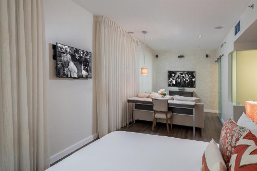 The Marlin Hotel - image 40
