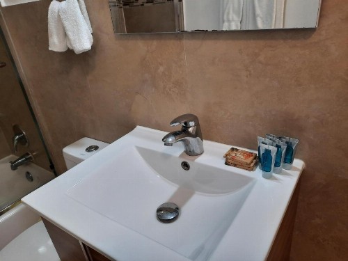 Stardust Hotel - image 36