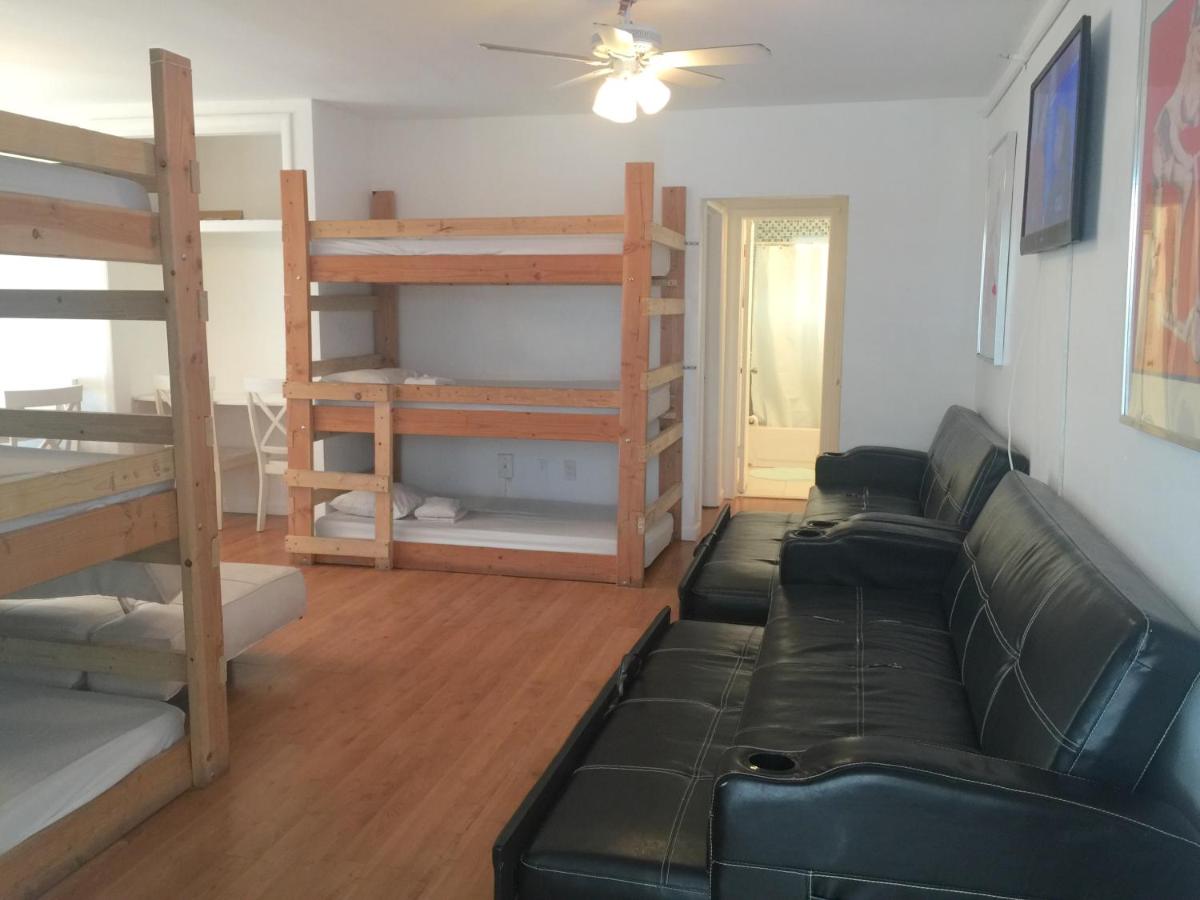 Bikini Lodge - image 4