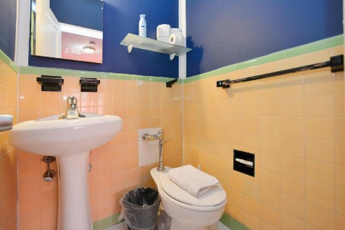 South Beach Rooms and Hostel - image 45