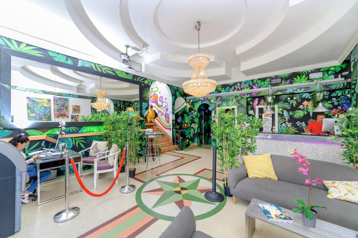 South Beach Rooms and Hostel - image 7