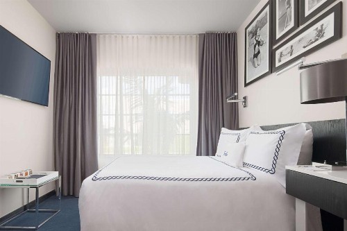 Gale South Beach Curio Collection By Hilton - image 21