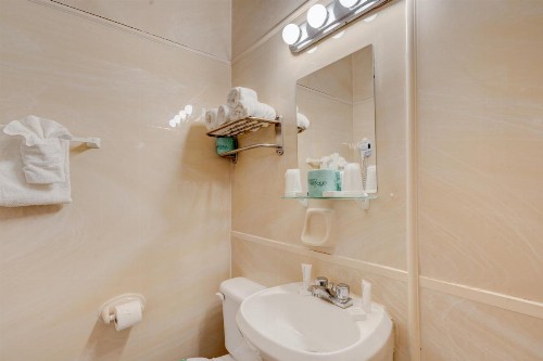James Hotel - image 13