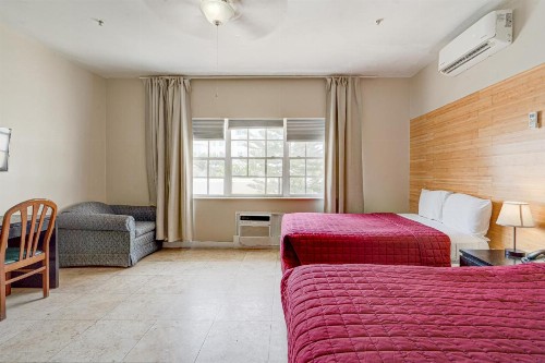 James Hotel - image 19