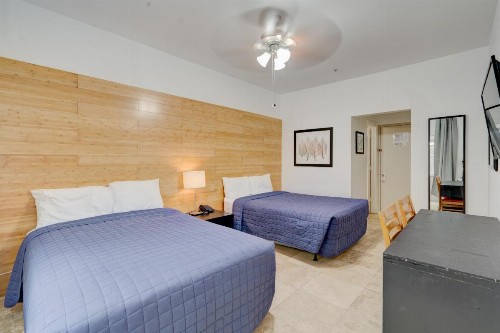 James Hotel - image 28
